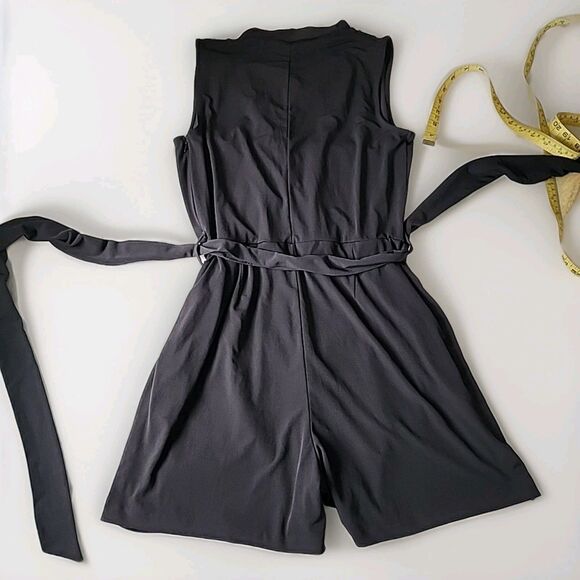 NY & Company Romper Women’s Medium Stretchy Black Sleeveless Lightweight Pockets - Picture 3 of 11